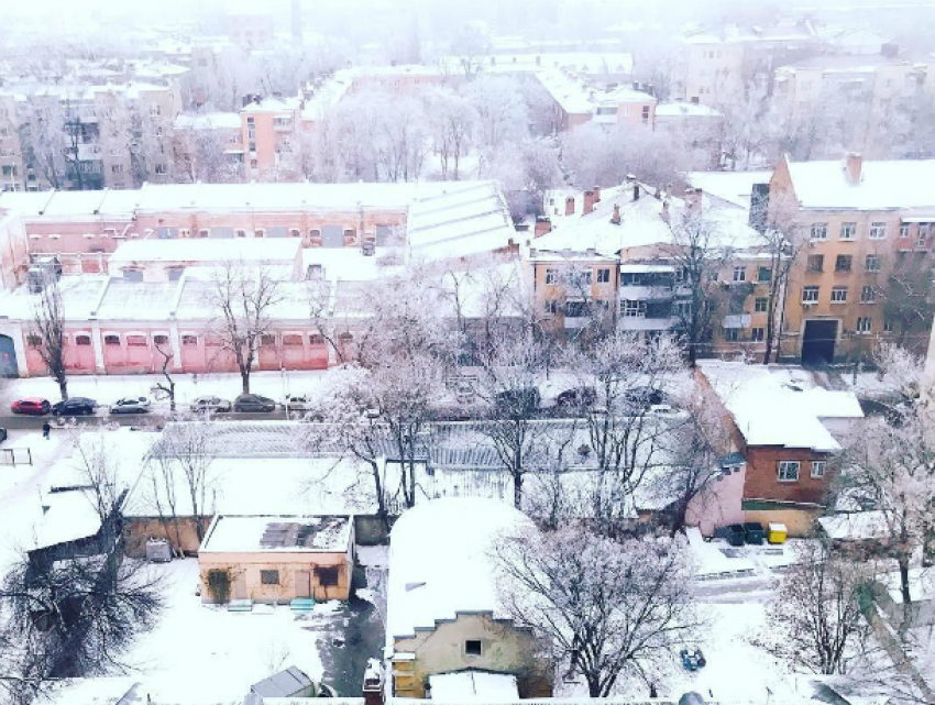 Морозный туман превратил утренний Ростов в «город из сказки»