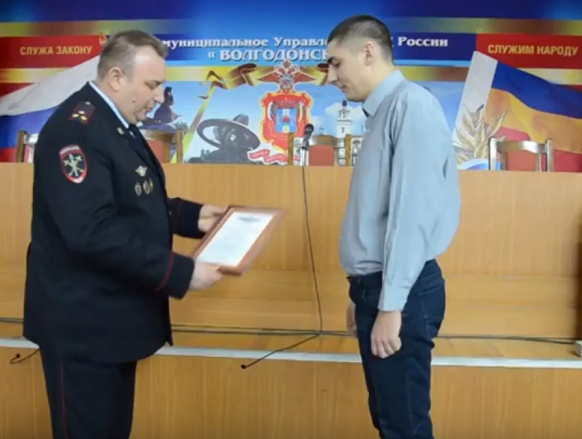 Военный помог задержать пьяного водителя в Ростовской области