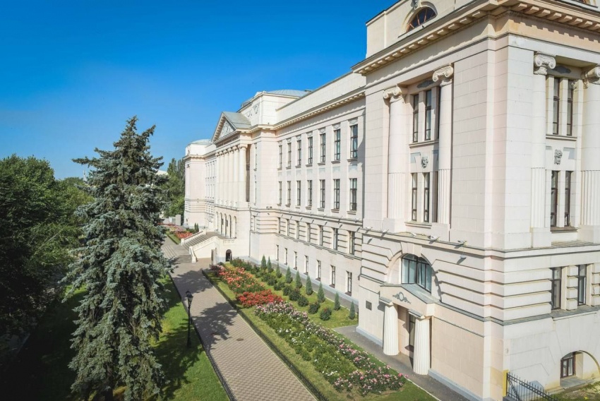 Слюсарь: Ключевые вузы Ростовской области подтвердили свой высокий статус в программе «Приоритет-2030»