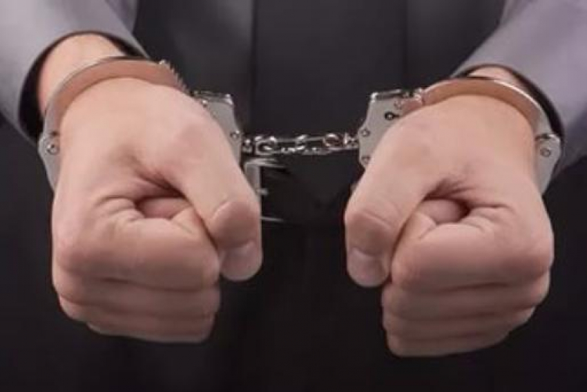 В Ростове в Первомайском районе  задержан мужчина с 200 граммами «спайса» 