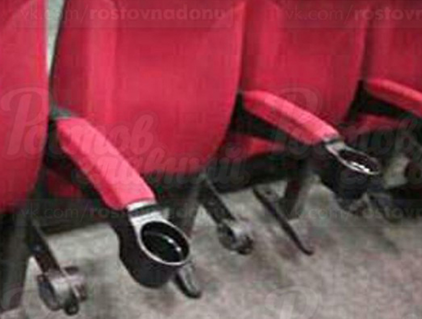 Ростовчане пожаловались на продажу стоячих мест в кинотеатре