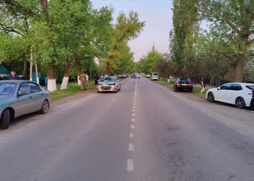 В Ростовской области 11-летний мальчик погиб под колесами иномарки