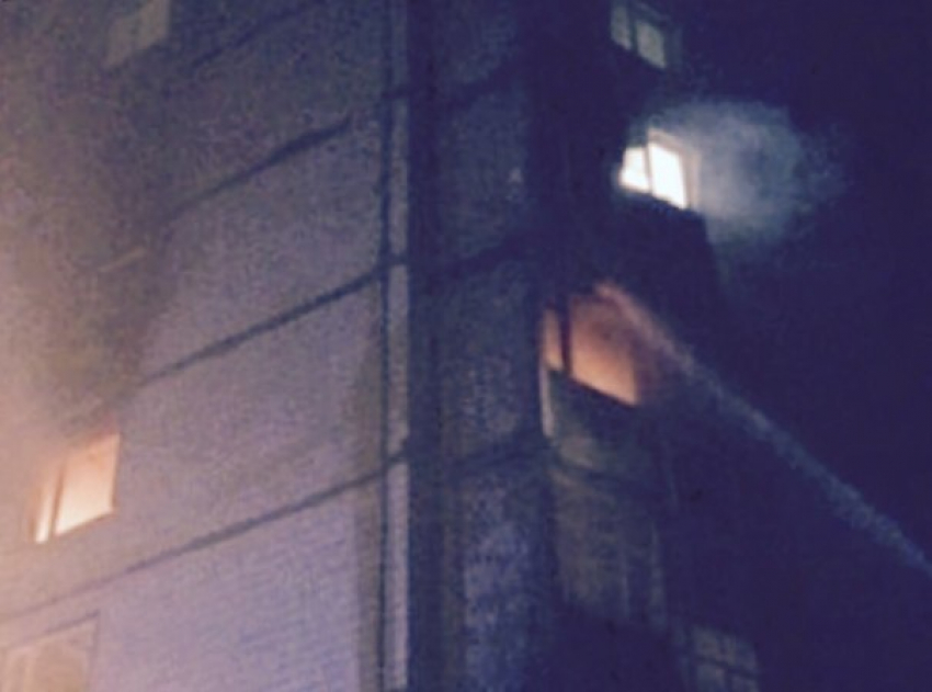 В Ростове на Штахановского сгорела квартира в 9-этажке: погибли два человека
