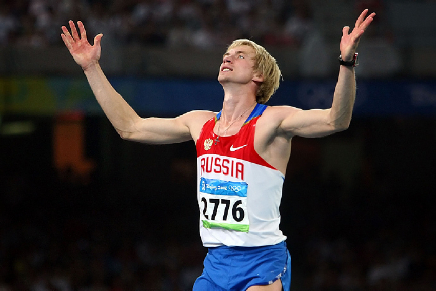 Олимпийский чемпион Андрей Сильнов берет новые высоты, несмотря на дисквалификацию МОК
