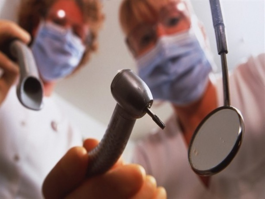 Поход в стоматологу в Ростовской области обернулся для пациента фильмом ужасов 