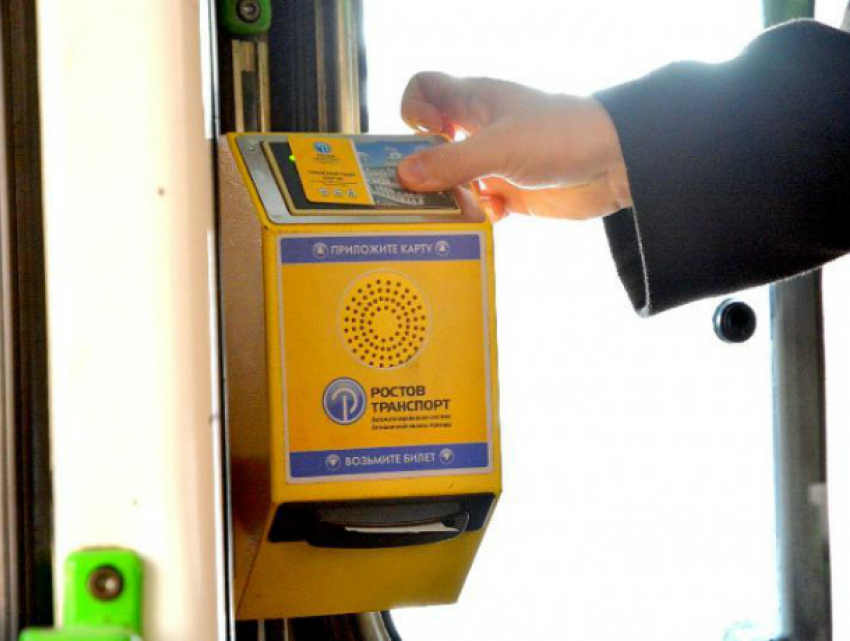 Перевозчиков и пассажиров Ростова разочаровала работа нового оператора безналичной системы оплаты
