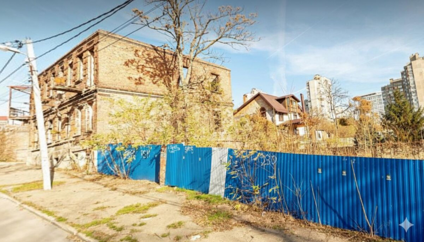 Запрет строительства девятиэтажки в центре Ростова объяснили в минстрое области