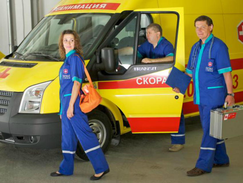 Ростовских пациентов будут возить на новых машинах скорой помощи