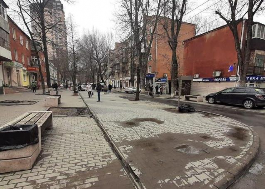 Улицу Сержантова в Ростове освободили от незаконных ларьков