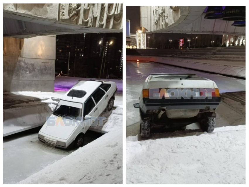 Водитель «Лады» свалился в чашу мемориала «Освободителям Ростова»