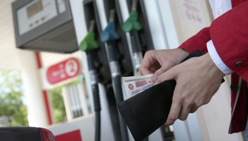В Ростовской области будут судить бизнесмена, который растратил 26 тысяч литров полицейского бензина