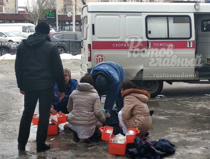 Закурил перед смертью: в Ростове на улице внезапно умер мужчина