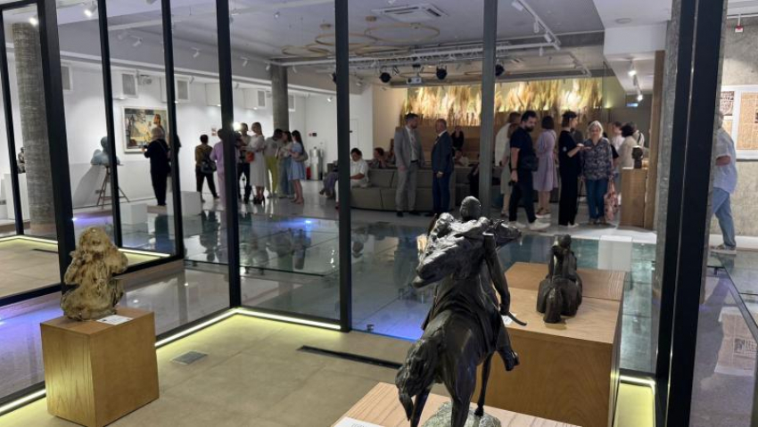 Слепить кружку, провести расследование и научиться армянским танцам: куда пойти на этих выходных в Ростове