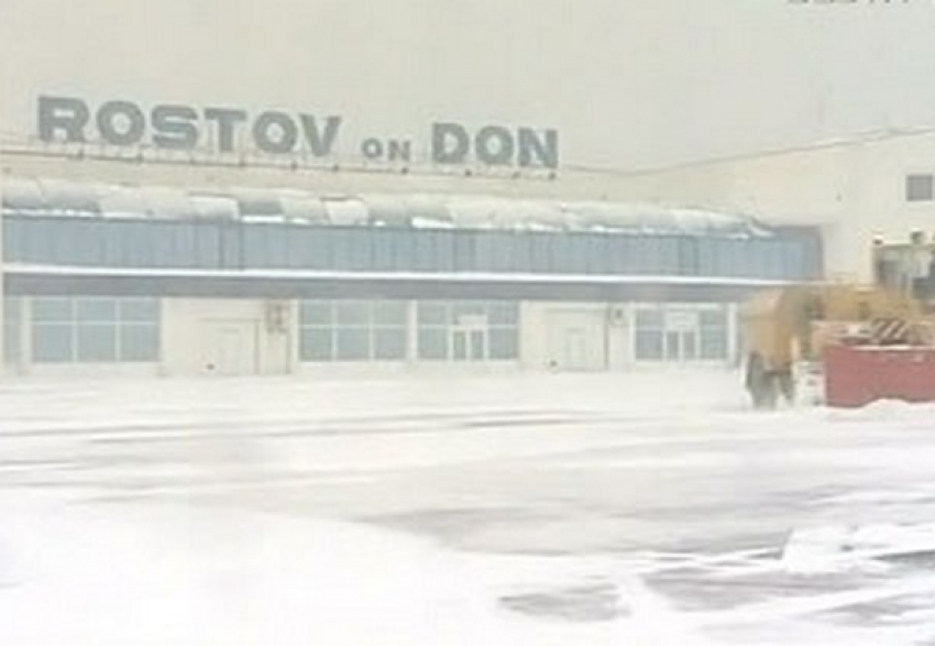 Из-за снегопада аэропорт Ростова работает по фактической погоде