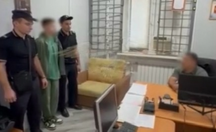 Задержан парень, который зарезал 14-летнюю девочку в Ростовской области 