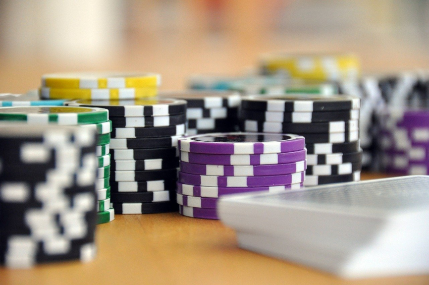 Трое жителей Ростова организовали в городе два нелегальных казино