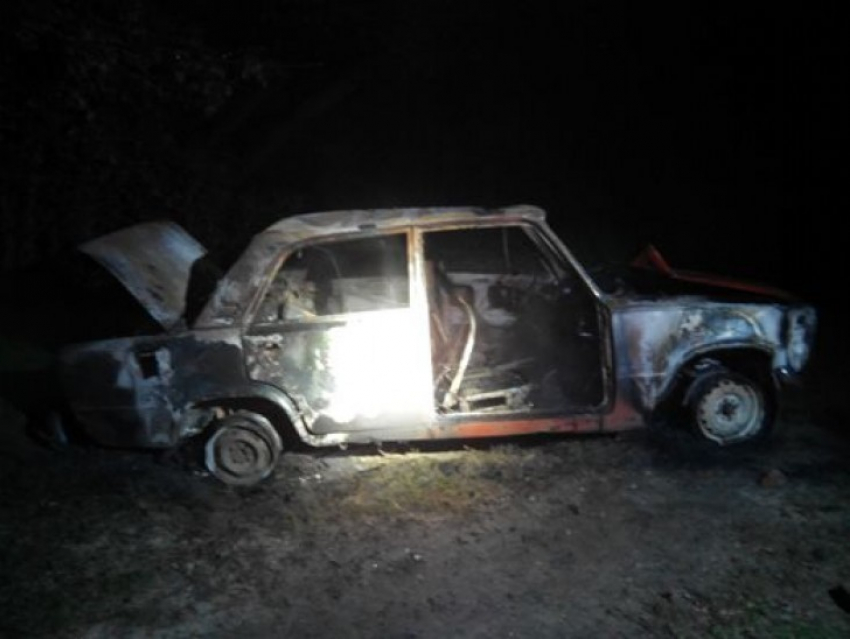 Машину, сожжённую вместе с владельцем, нашли под Ростовом 