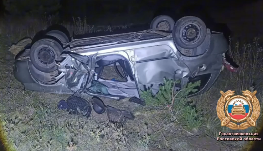 Два человека погибли и еще двое пострадали в ДТП при обгоне в Ростовской области