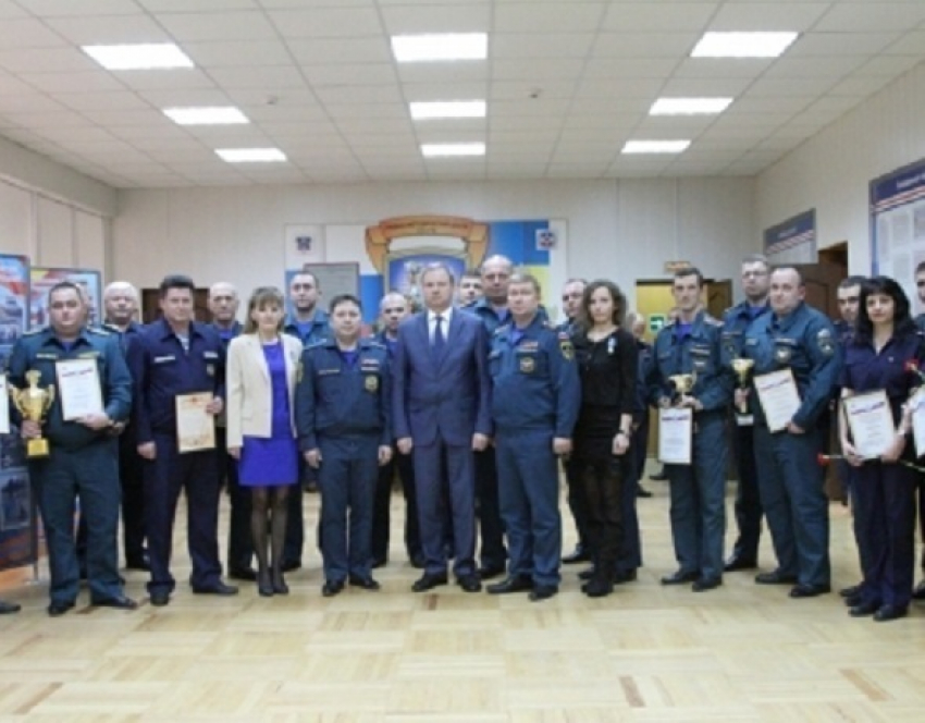 Более 5,5 тысяч жизней сохранили донские спасатели в этом году