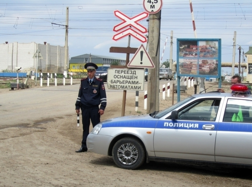 С начала года в Ростовской области случилось шесть ДТП на жд-переездах