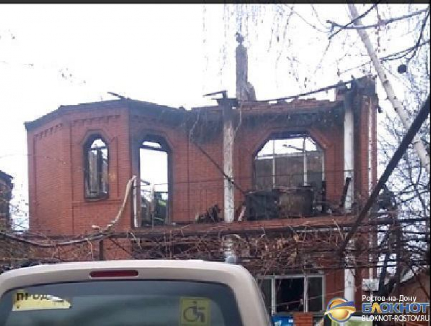 Стали известны имена погибших на пожаре в частном доме Ростова-на-Дону. Cписок