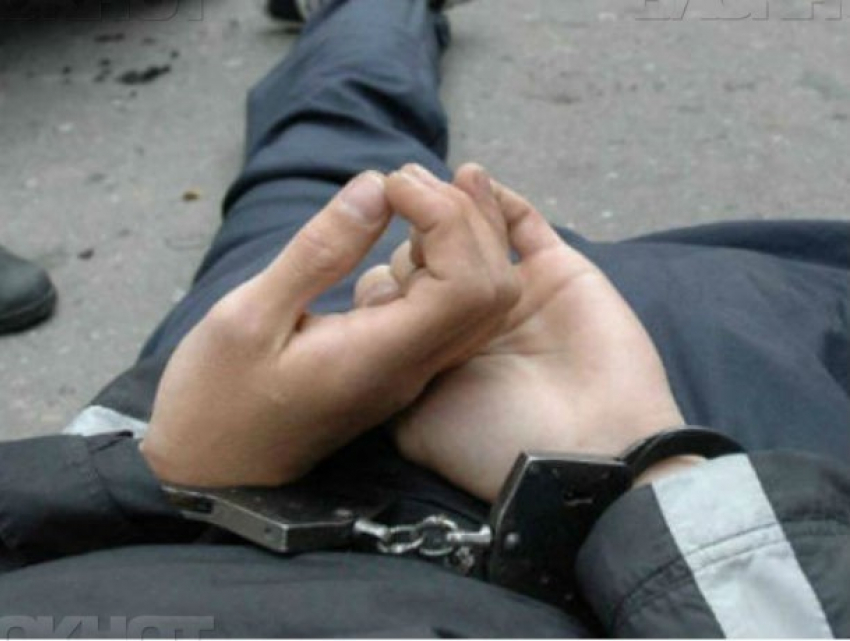 Нашпигованный наркотиками автомобиль задержала полиция в Таганроге