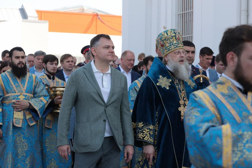 Юрий Слюсарь принял участие в праздновании Дня Донской иконы Божией Матери