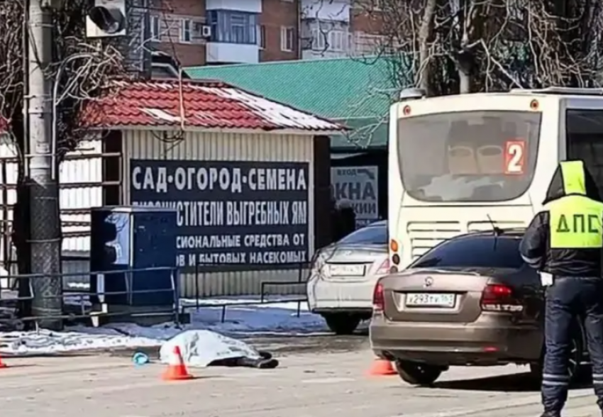 В Азове пассажирский автобус насмерть сбил пенсионерку