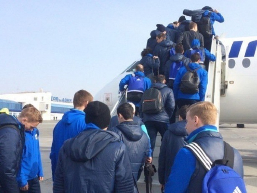 Футболистов «Ростова» обнаружили в аэропорту перед битвой с «Манчестер Юнайтед"