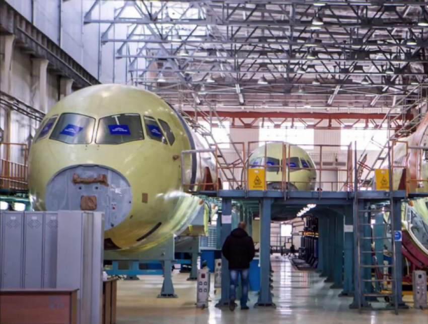 Четыре сотни строителей самолетов уволят с завода гражданской авиации в Ростове