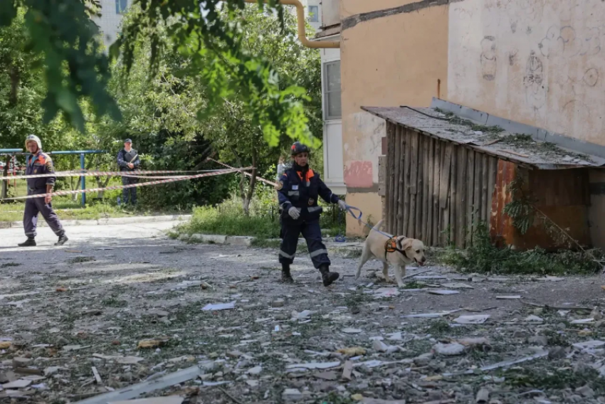 Жителям пострадавшего от БПЛА дома в Гуково предоставят новое жилье