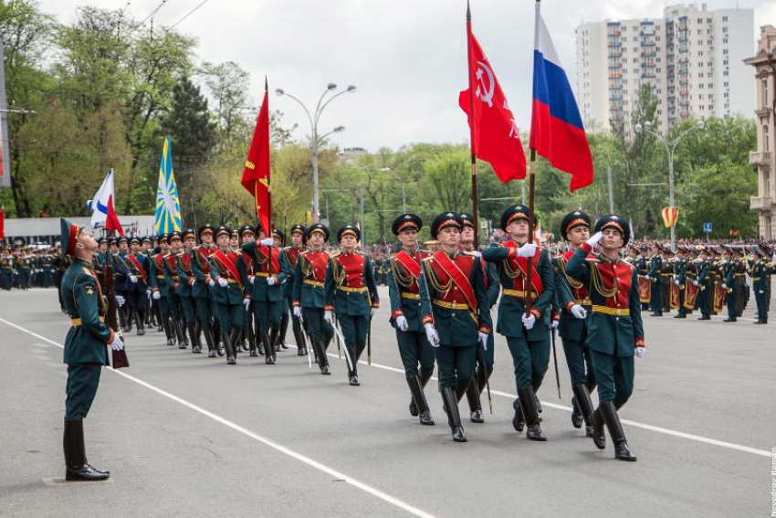 В Ростове попросили отменить парад Победы