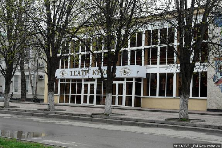 Под ведомство епархии переходит здание ростовского кукольного театра