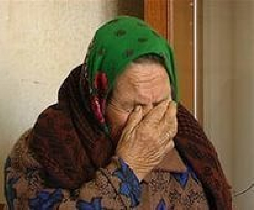 Вооруженные грабители в масках отняли у пенсионерки из Ростовской области 230 тыс.руб.