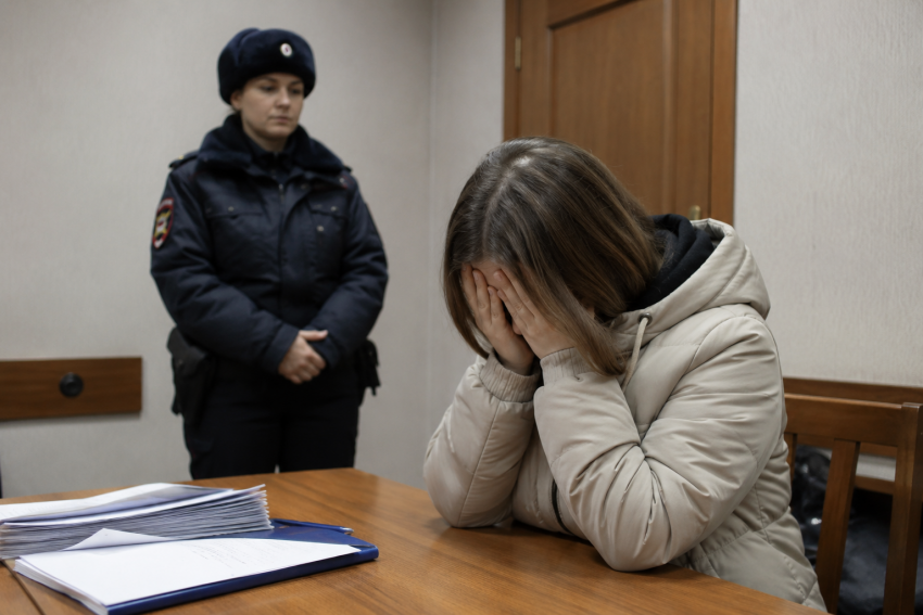 Жительницу Ростовской области отправили в колонию на 9,5 года за попытку сбыта наркотиков