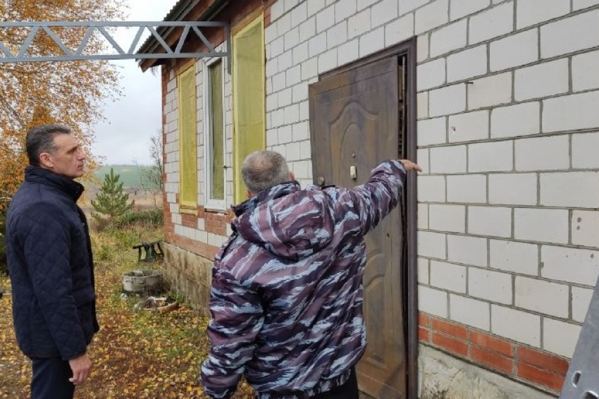 В Чертковском районе Дона восстанавливают дома после атаки БПЛА
