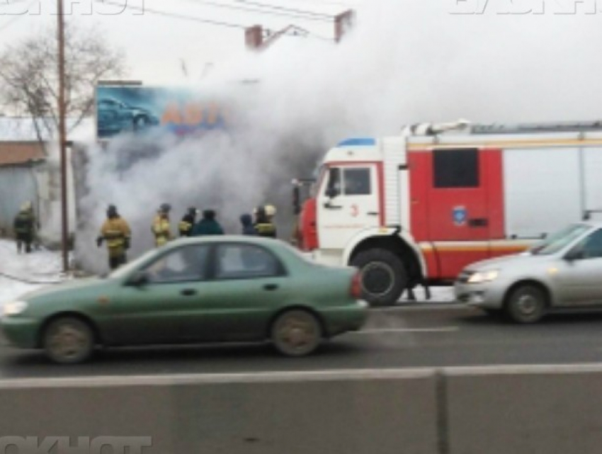Тело 17-летнего подростка обнаружили в обгоревшей автомойке Ростова