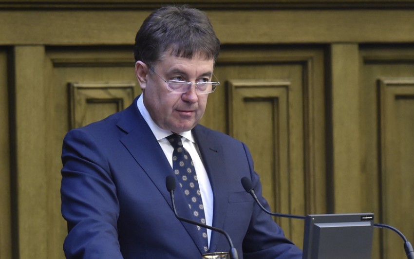 После скандала с отелями в Ростове Верховного судью Момотова уволили