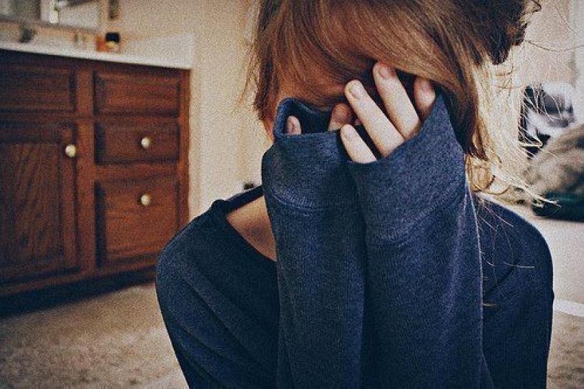 15-летнюю школьницу житель Орловского района напоил перед изнасилованием 