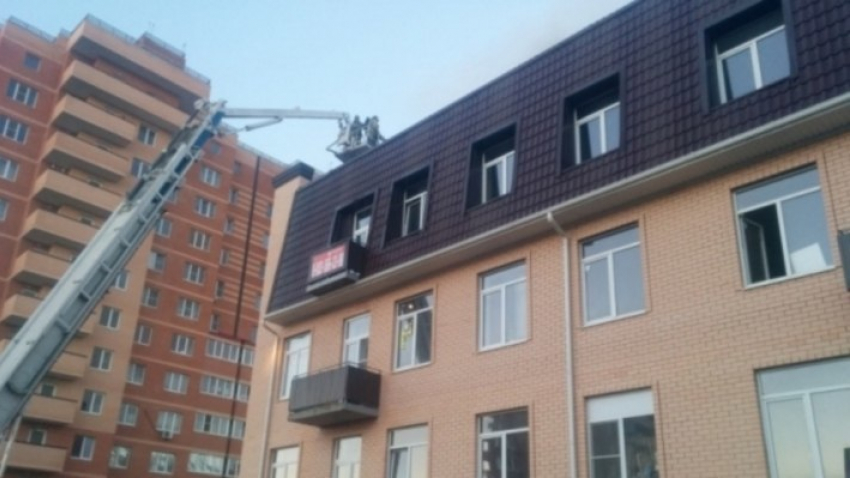 Мужчина готов заплатить полмиллиона тем, кто расскажет о поджигателе дома в Ростове