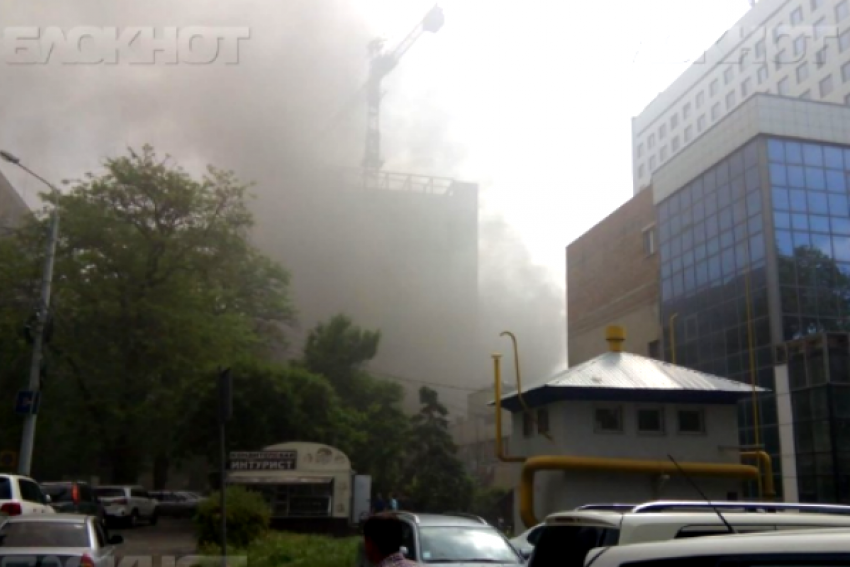 Пожар в строящемся отеле «Хаят» в Ростове локализован