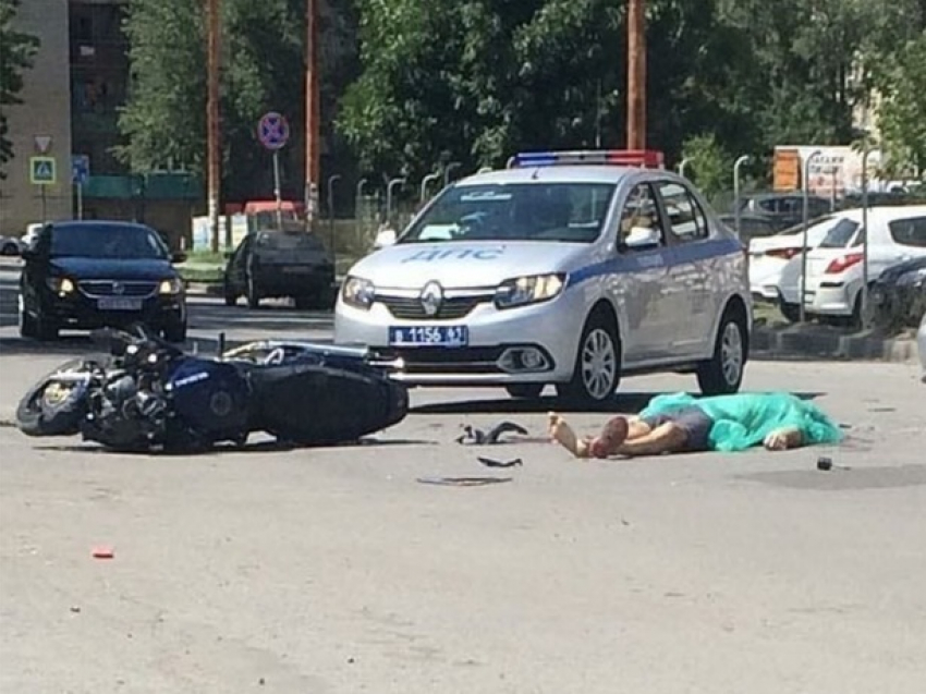 В Ростове-на-Дону иномарка сбила насмерть мотоциклиста 