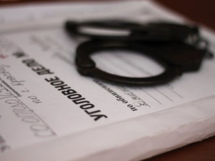 Чиновника из Ростова объявили в розыск за взятку в полмиллиона рублей 