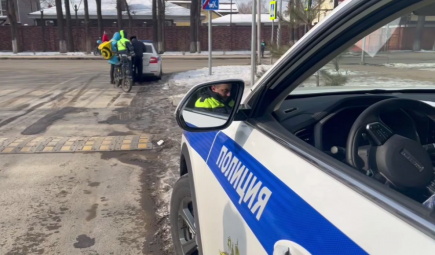 В ходе рейда в Ростове к административной ответственности привлекли 14 велокурьеров