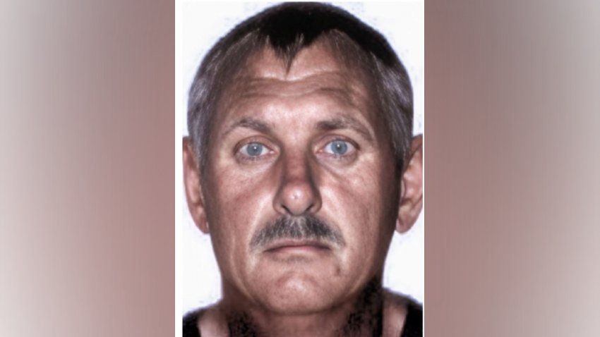 В Пролетарске волонтеры ищут три недели 57-летнего мужчину