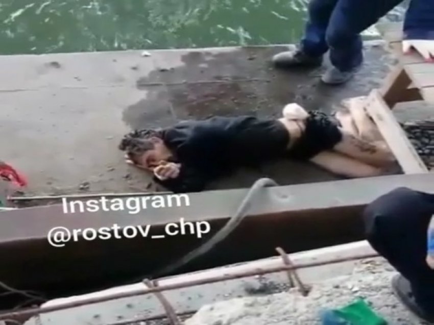 Пьяный мужчина прыгнул с моста и отделался ушибами в Ростове