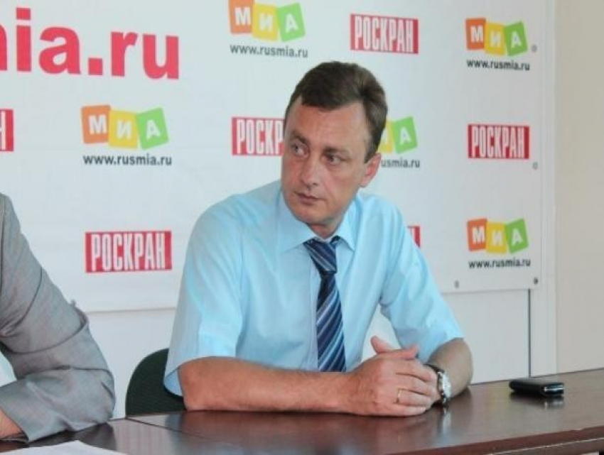 «Единая Россия» сообщила, что обвиняемый в хищениях таганрогский депутат не является членом партии