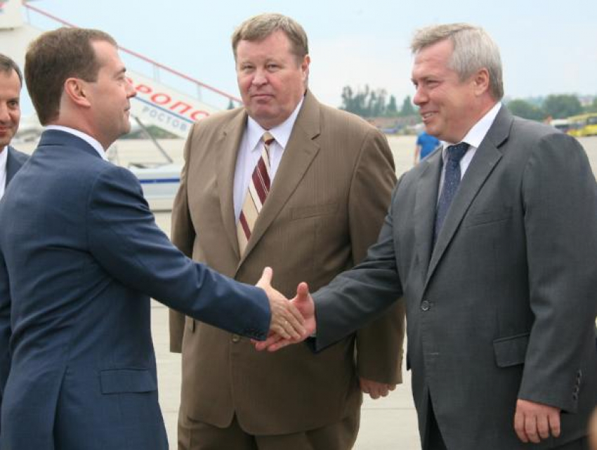 Последний из могикан: как ушедший в отставку Дмитрий Медведев ставил на  Ростовскую область Василия Голубева
