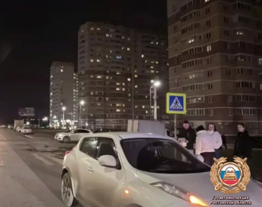 Двух пешеходов сбил водитель иномарки в Ростове-на-Дону 