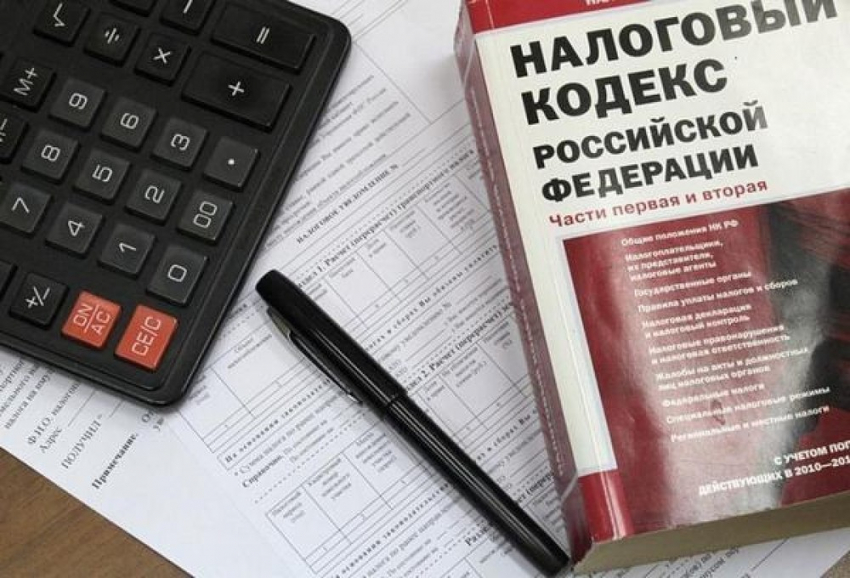 В Новочеркасске мужчина сэкономил на налогах 10 млн рублей
